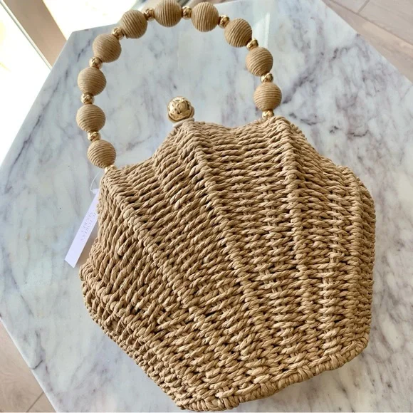🐚 Victoria’s Secret Seashell Shaped Woven Raffia Straw Clamshell Basket Bag - Picture 4 of 11